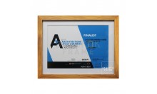 กรอบรูปไม้สักใส่ใบประกาศนียบัตร 